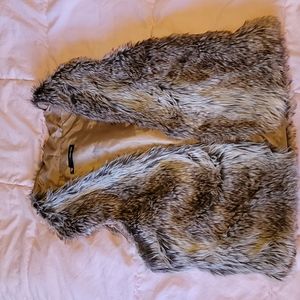 Brand Maurices ,size large, Color different Browns grays,